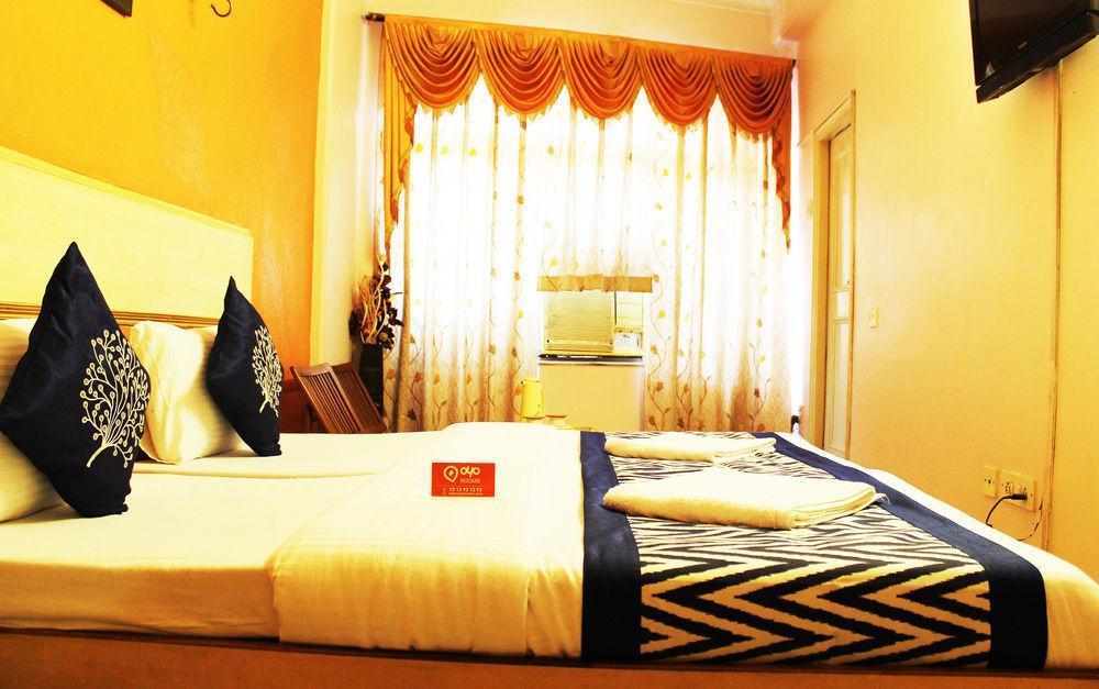 Oyo Rooms Noida Sector 12 Exterior photo